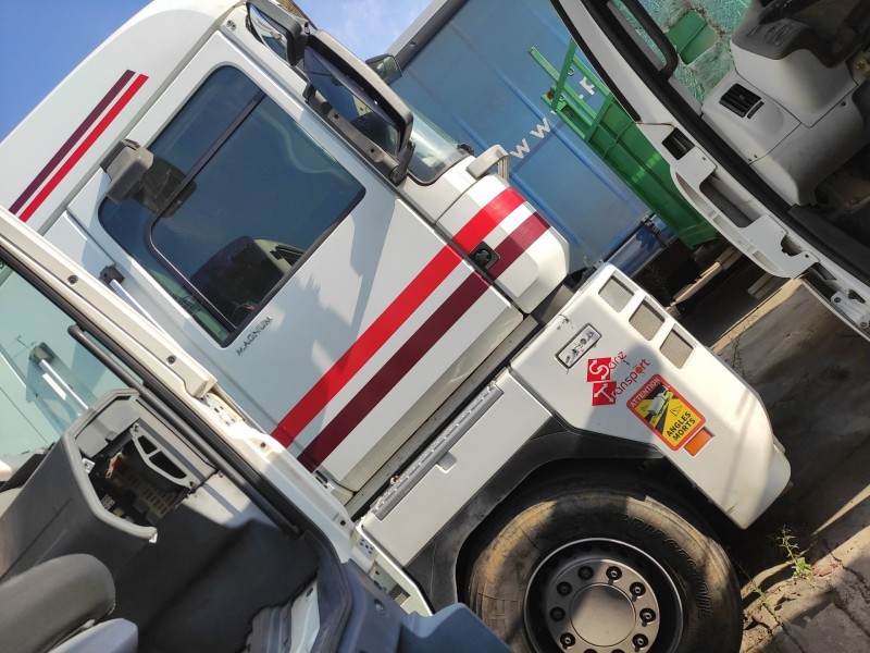 renault magnum ab del año 2012