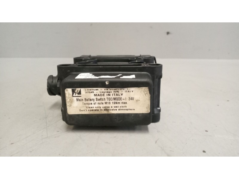 Recambio de desconectador baterias para iveco stralis (as) 12.9 diesel referencia OEM IAM 5801387502  