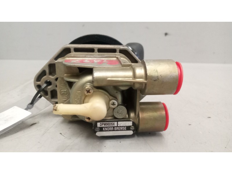 Recambio de palanca freno de mano para daf serie xf105.xxx 12.9 diesel referencia OEM IAM DPM90DSX  