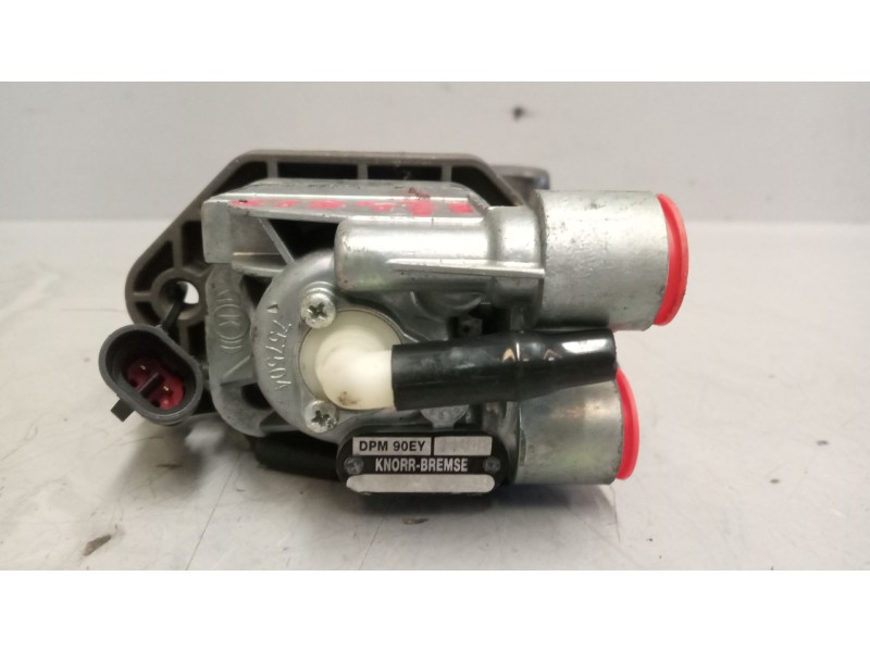 Recambio de palanca freno de mano para iveco stralis (as) 12.9 diesel referencia OEM IAM DPM90EY  