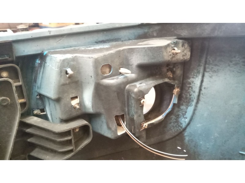 Recambio de capo para iveco sunrise referencia OEM IAM 5801772690  