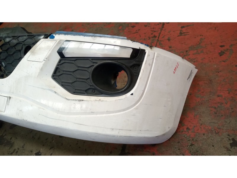 Recambio de capo para iveco sunrise referencia OEM IAM 5801772690  