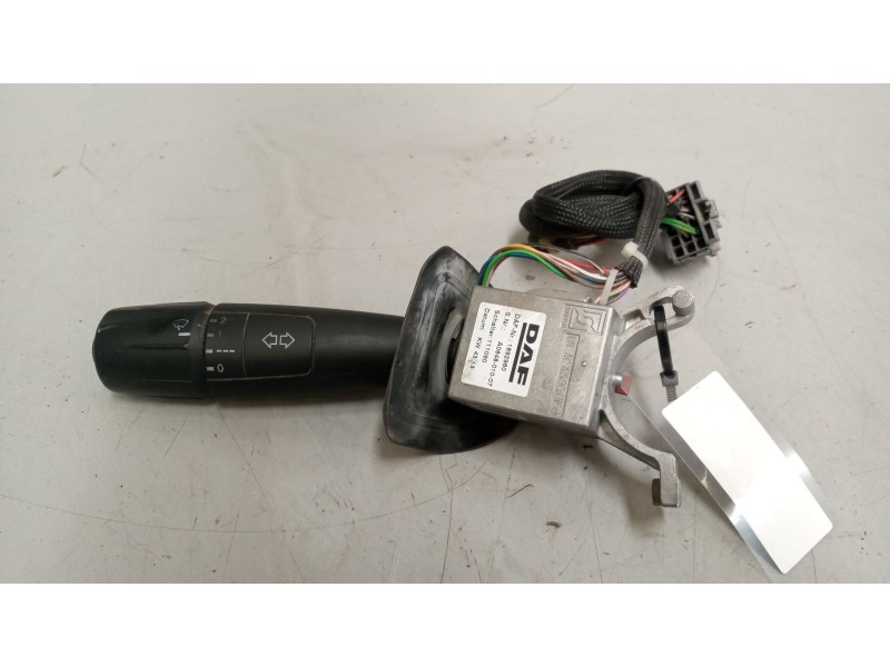Recambio de mando intermitentes para daf serie xf105.xxx 12.9 diesel referencia OEM IAM 1892960  