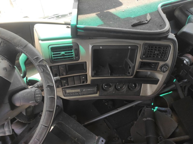 renault magnum ab 2005 del año 2005