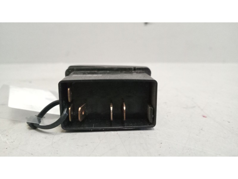 Recambio de interruptor para daf serie xf105.xxx 12.9 diesel referencia OEM IAM 1435592  