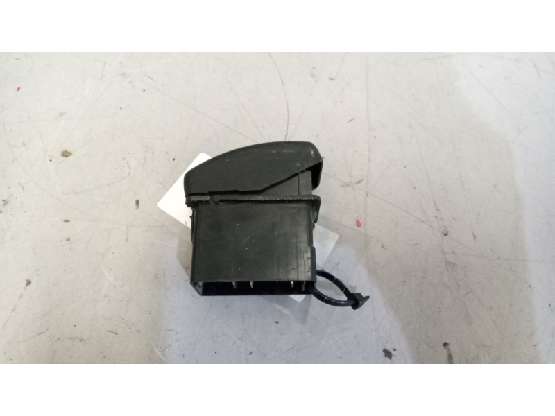 Recambio de interruptor para daf serie xf105.xxx 12.9 diesel referencia OEM IAM 1435592  