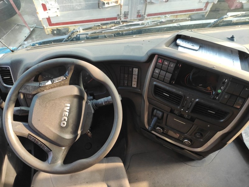 iveco stralis (as) del año 2014