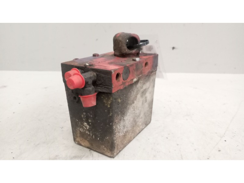 Recambio de bomba elevacion cabina para iveco eurotech (mp) fg  (190 e 34) larga distancia referencia OEM IAM 99458304  