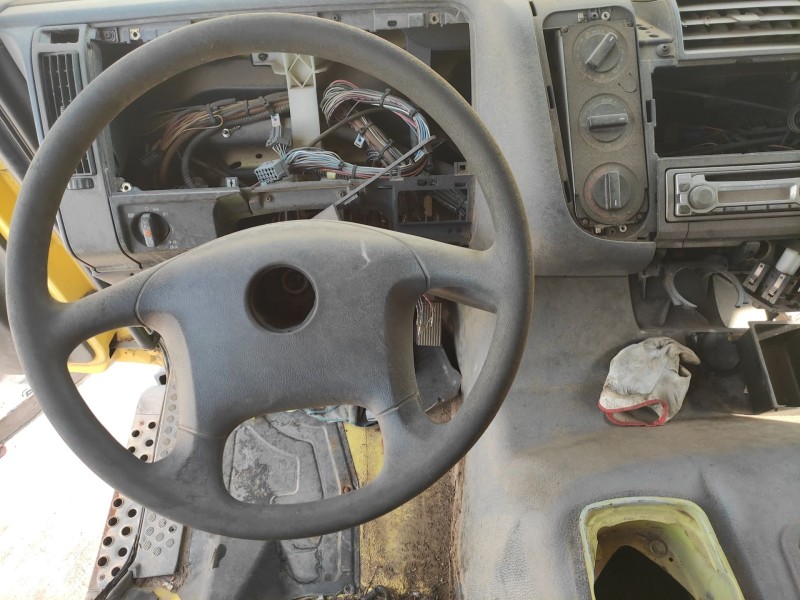 mercedes-benz atego 6-cil.4x2/bm 970,2,4-6 del año 1999