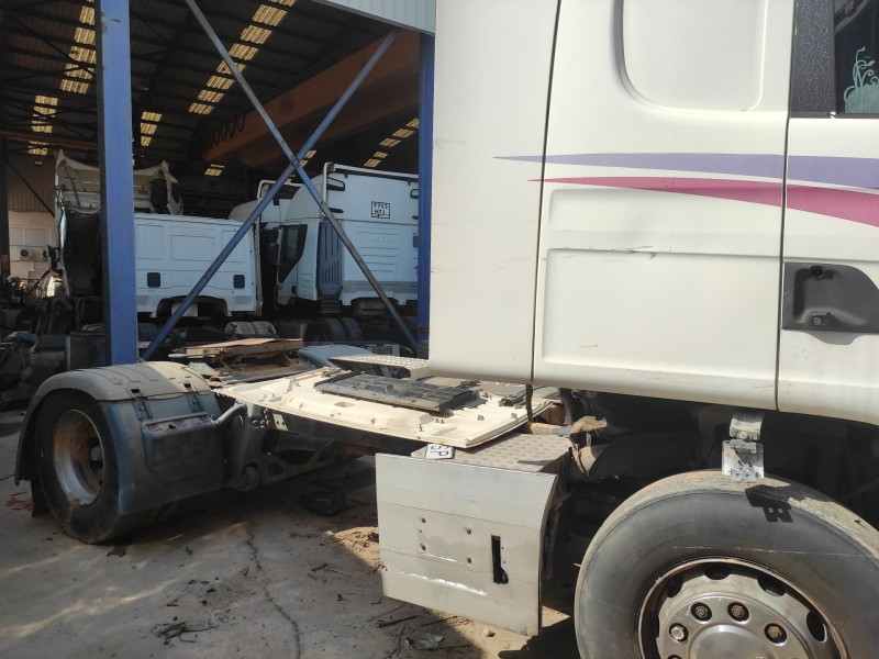 scania serie 4 (p/r 164 l) del año 2003