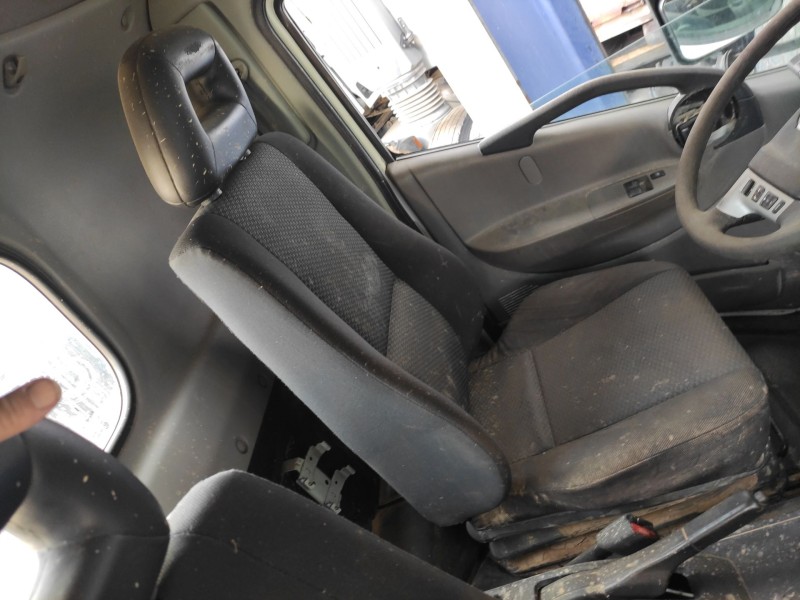 nissan nt500 del año 2015