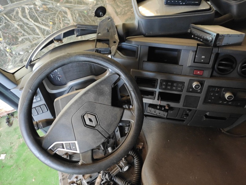 renault serie t del año 2020