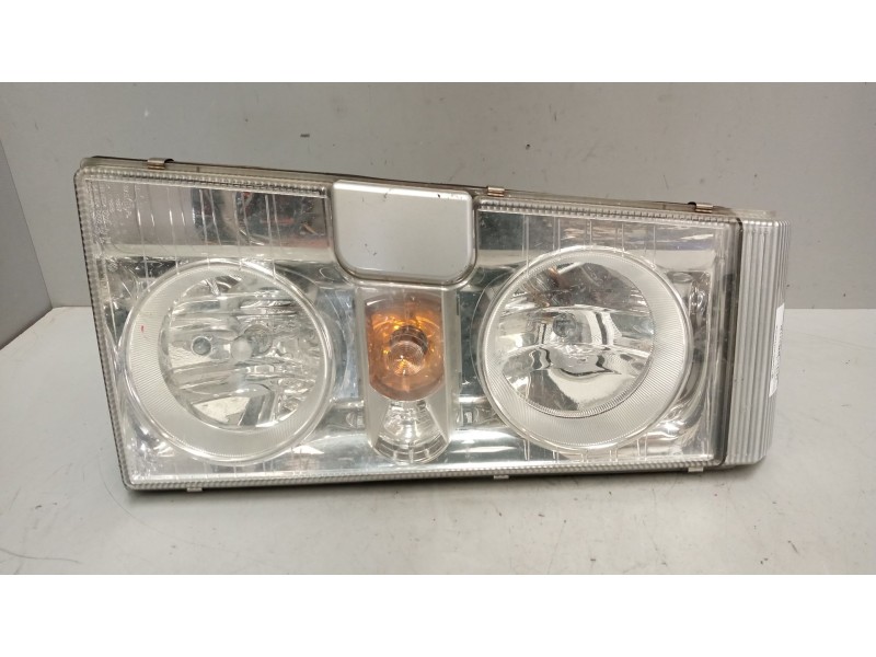 Recambio de faro izquierdo para renault magnum ab diesel referencia OEM IAM 5010623620  