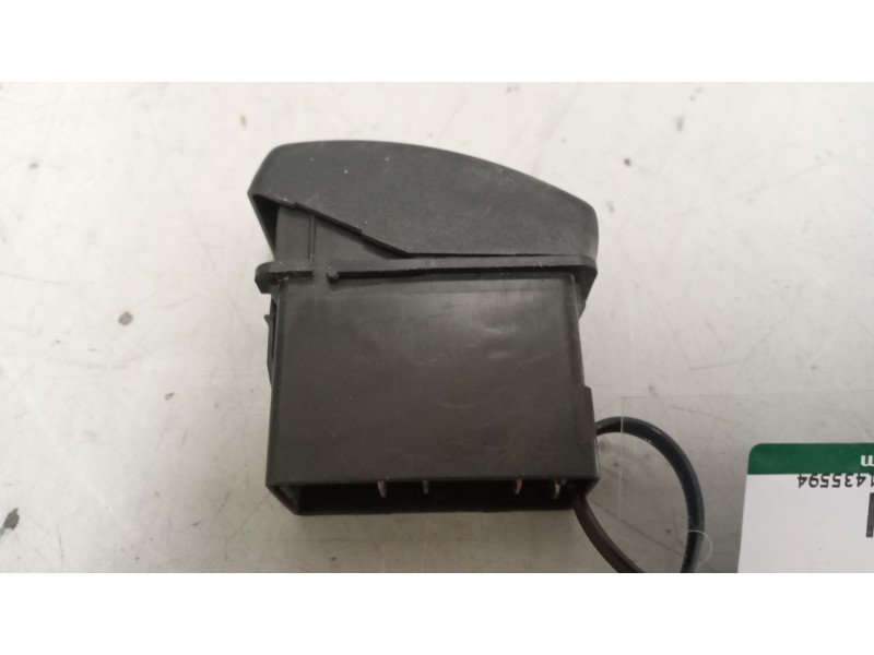 Recambio de interruptor para daf serie xf105.xxx 12.9 diesel referencia OEM IAM 1435594  