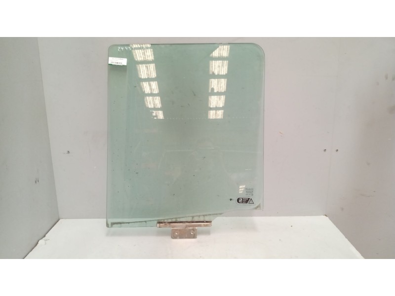 Recambio de luna delantera derecha para daf serie xf105.xxx 12.9 diesel referencia OEM IAM 1915976  