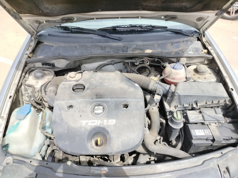 seat cordoba berlina (6k2) del año 2001