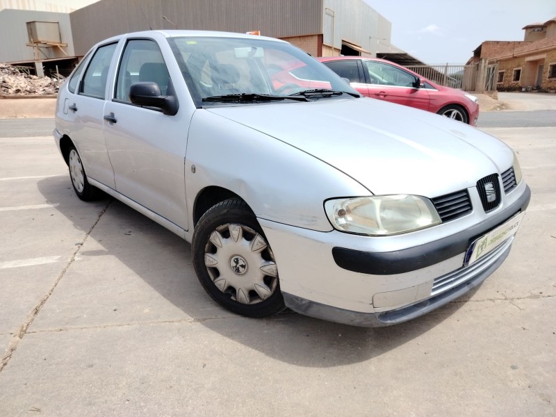 seat cordoba berlina (6k2) del año 2001