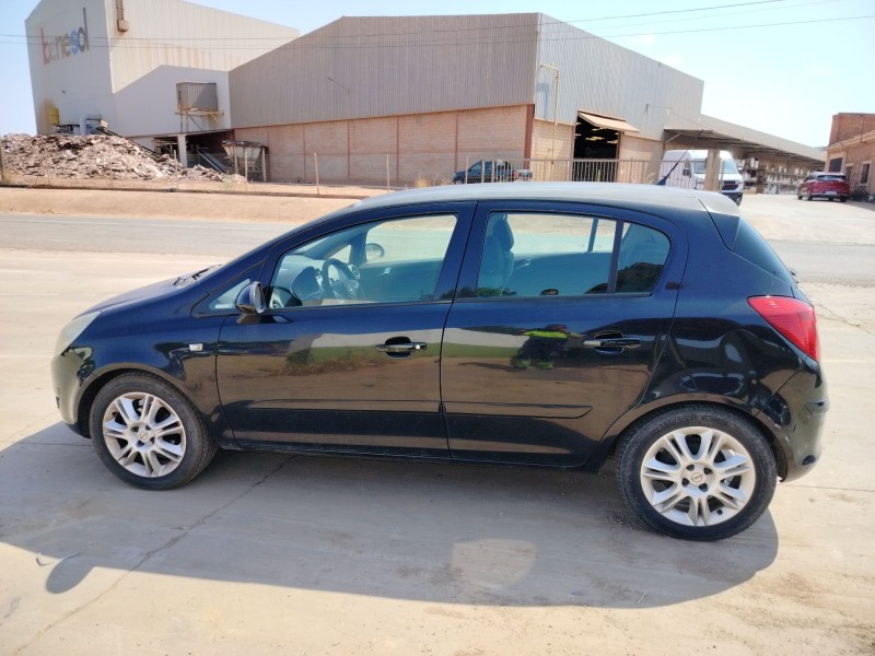 opel corsa d (s07) del año 2007