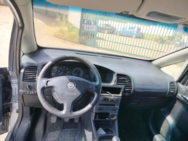 opel zafira a monospace (t98) del año 2005