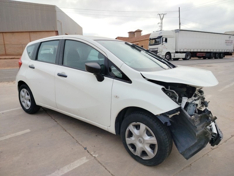 nissan note (e12) del año 2013