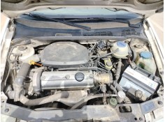 volkswagen polo berlina (6n1) del año 1994