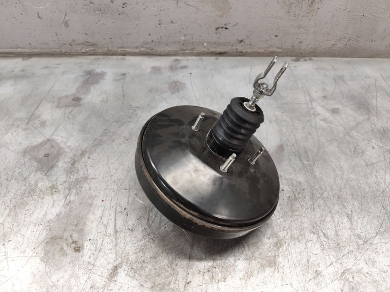 Recambio de servofreno para toyota auris active referencia OEM IAM 0204703726  