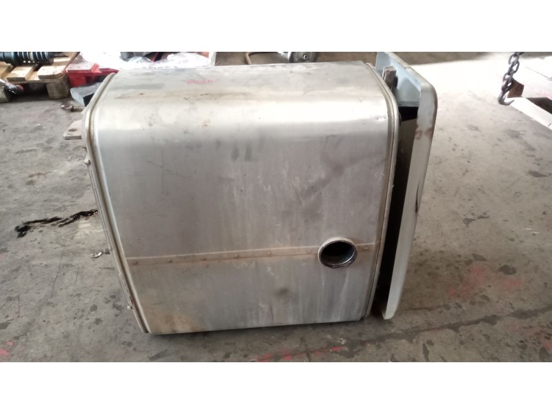 Recambio de catalizador para man tgx 18.xxx referencia OEM IAM 81151036037  