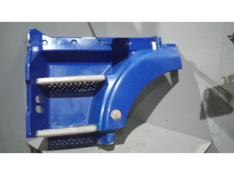 Recambio de peldaño para man tgx 18.xxx 12.4 diesel referencia OEM IAM 81615100921  81615100913