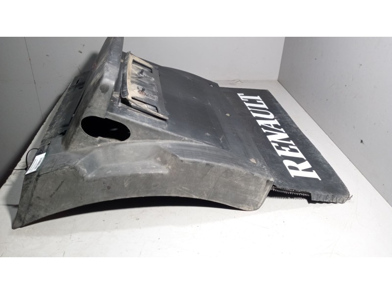 Recambio de guardabarros trasero izquierdo para renault magnum ab 2005 12.8 diesel referencia OEM IAM   