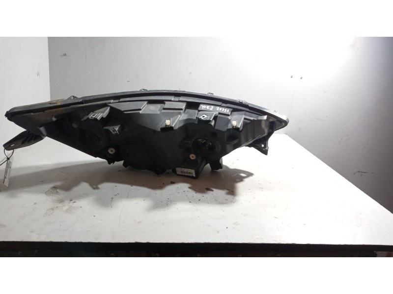 Recambio de faro izquierdo para iveco sunrise referencia OEM IAM 5801473750 SX47910748 