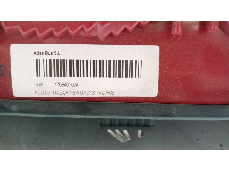 Recambio de piloto trasero derecho para iveco sunrise referencia OEM IAM 086631906  