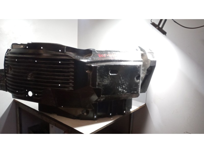 Recambio de guardabarros delantero derecho para man tgx 18.xxx 12.4 diesel referencia OEM IAM 81612300210  