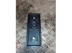 Recambio de piloto lateral izquierdo para renault 430 magnum e2 12.0 diesel referencia OEM IAM    2