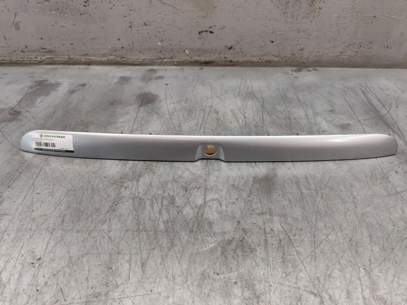 Recambio de asidero porton maletero para audi a3 (8l) 1.9 tdi referencia OEM IAM 8D9827574  