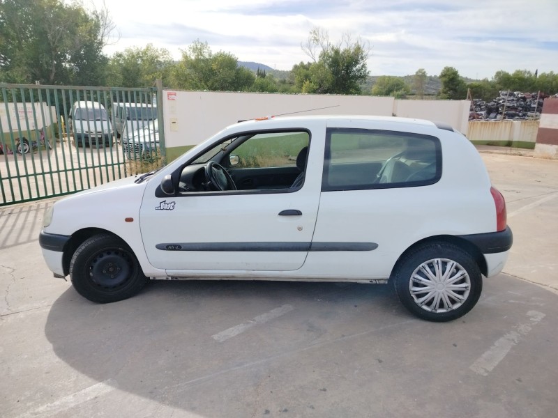 renault clio ii fase i (b/cbo) del año 2000