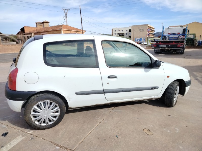 renault clio ii fase i (b/cbo) del año 2000