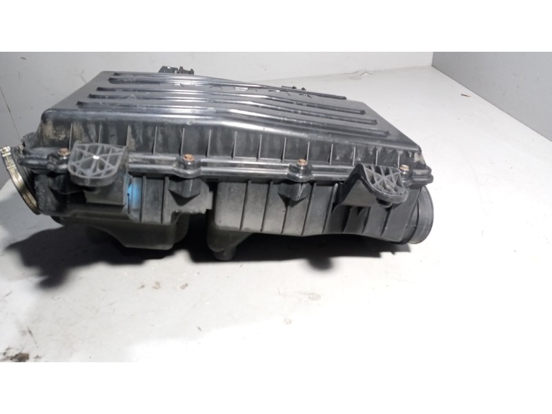 Recambio de filtro aire para iveco sunrise referencia OEM IAM 5801353825  5801353826