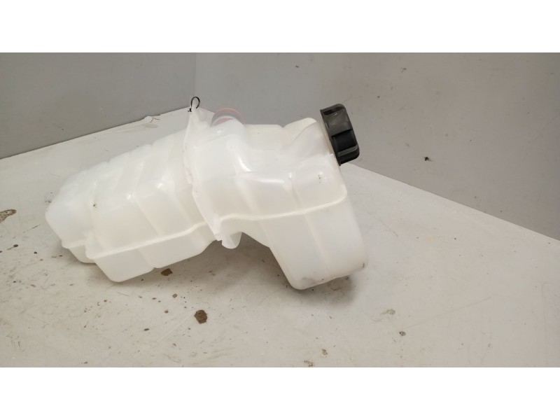 Recambio de deposito expansion para scania serie p/g/r (c-clase) 11.7 diesel referencia OEM IAM   