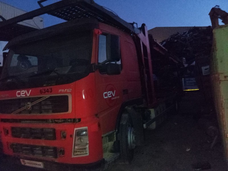 volvo fm 12 2002  del año 2005