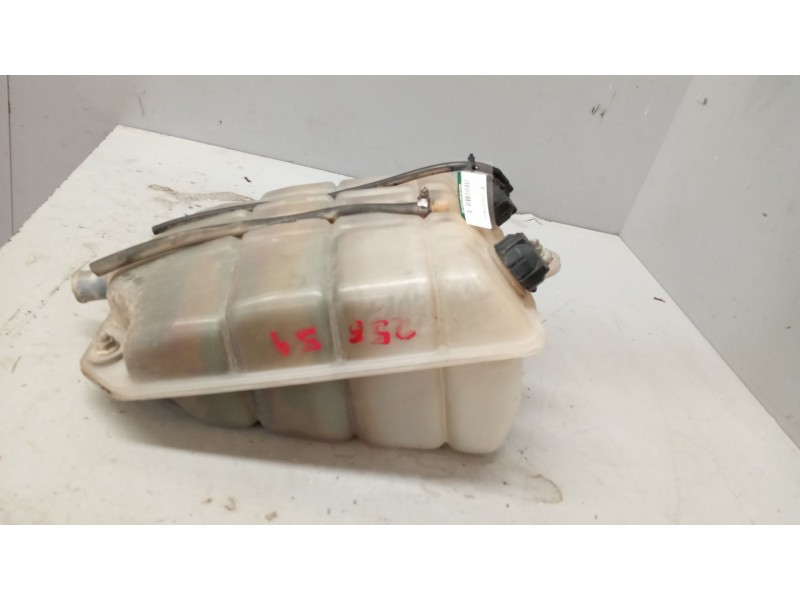 Recambio de deposito expansion para iveco eurocargo 3.9 diesel referencia OEM IAM   