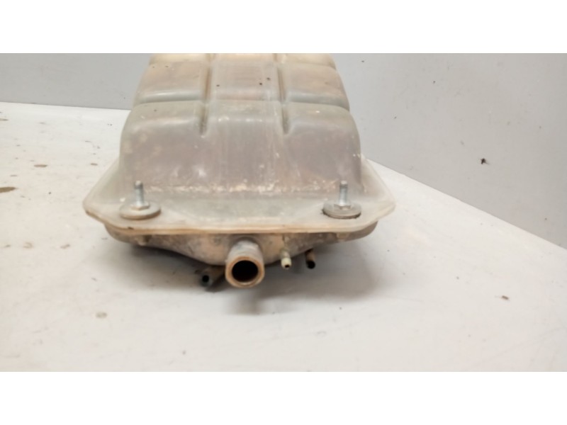 Recambio de deposito expansion para iveco eurocargo 3.9 diesel referencia OEM IAM   
