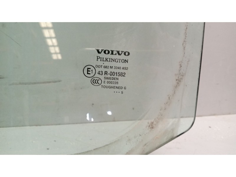 Recambio de luna delantera izquierda para volvo fm 12 2002  12.1 diesel (d12d420) referencia OEM IAM 8140914  