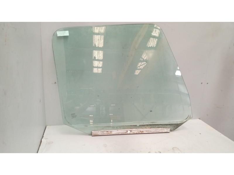 Recambio de luna delantera izquierda para volvo fm 12 2002  12.1 diesel (d12d420) referencia OEM IAM 8140914  