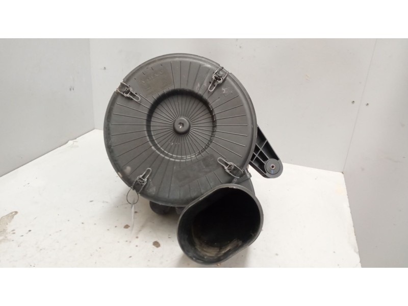 Recambio de filtro aire para volvo fm xxx 12.8 diesel referencia OEM IAM 21337519  