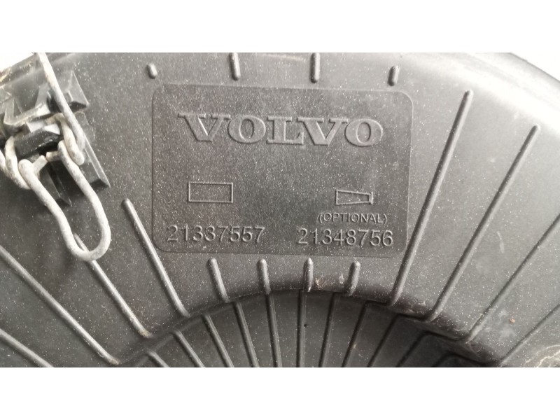 Recambio de filtro aire para volvo fm xxx 12.8 diesel referencia OEM IAM 21337519  