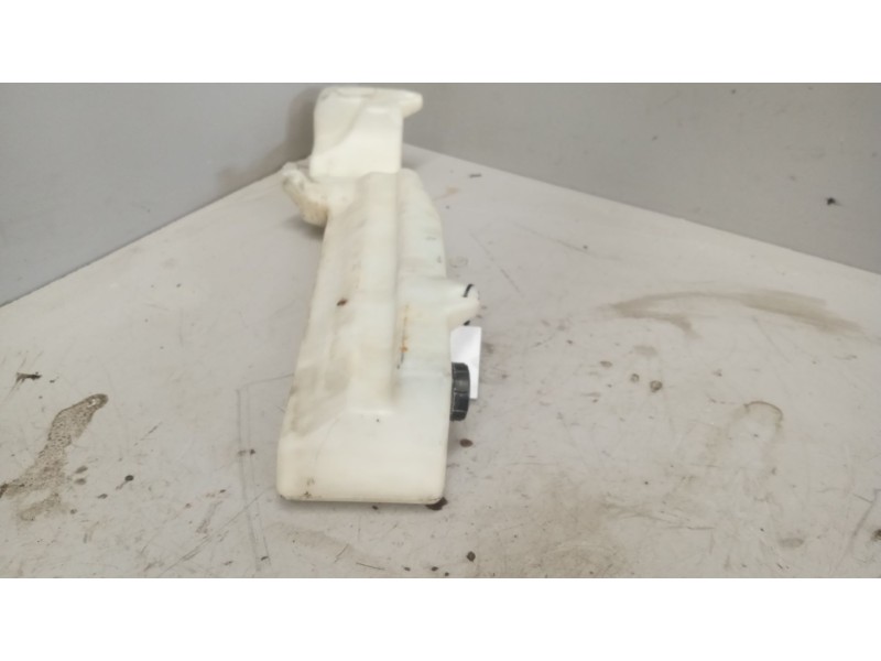 Recambio de deposito limpia para iveco eurocargo 3.9 diesel referencia OEM IAM   