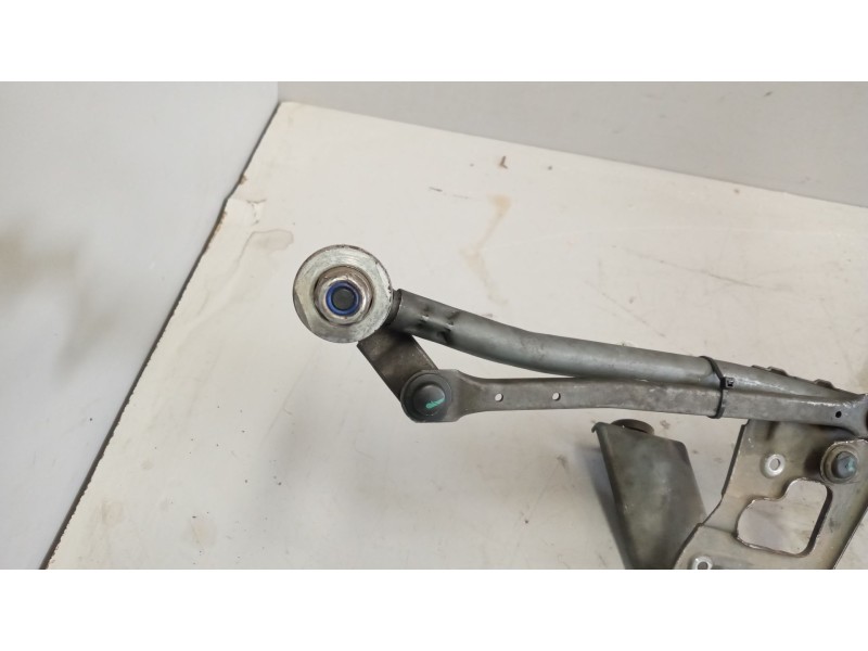 Recambio de articulacion limpia delantero para iveco sunrise referencia OEM IAM   