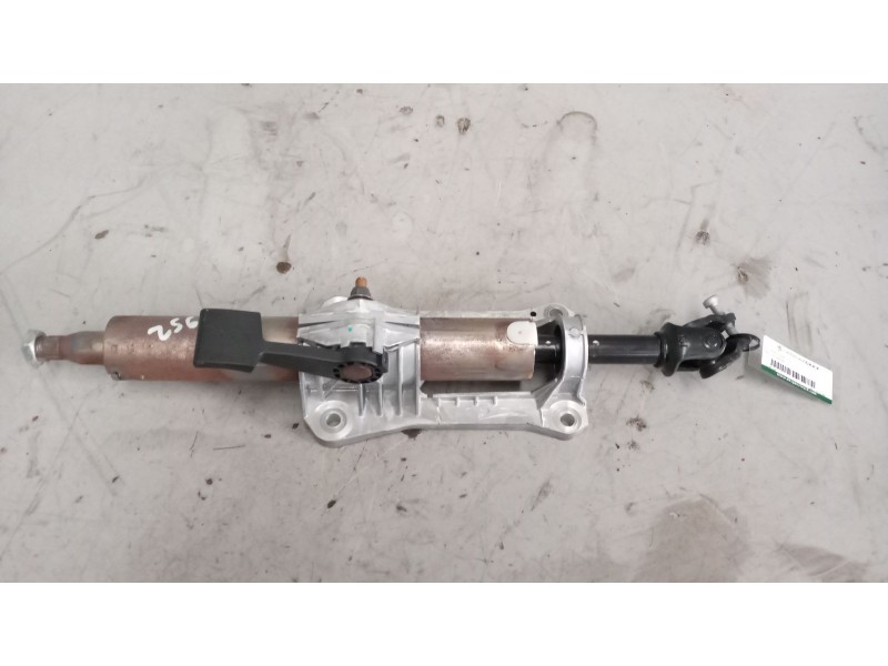 Recambio de columna direccion para iveco sunrise referencia OEM IAM 5801773188  