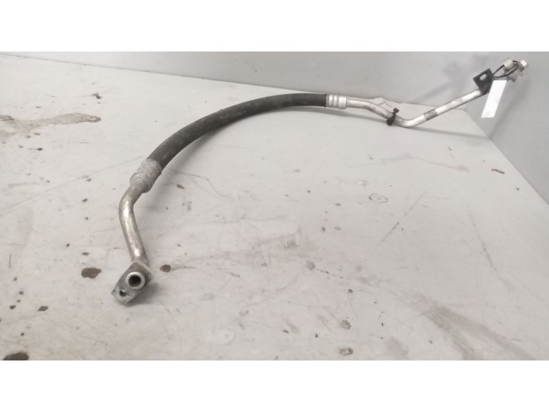 Recambio de tubos aire acondicionado para iveco sunrise referencia OEM IAM 5801595267  