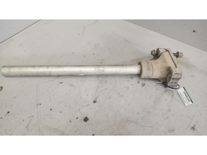 Recambio de soporte guardabarros trasero para volvo fh 12 2002  12.1 diesel (d12d460) referencia OEM IAM   